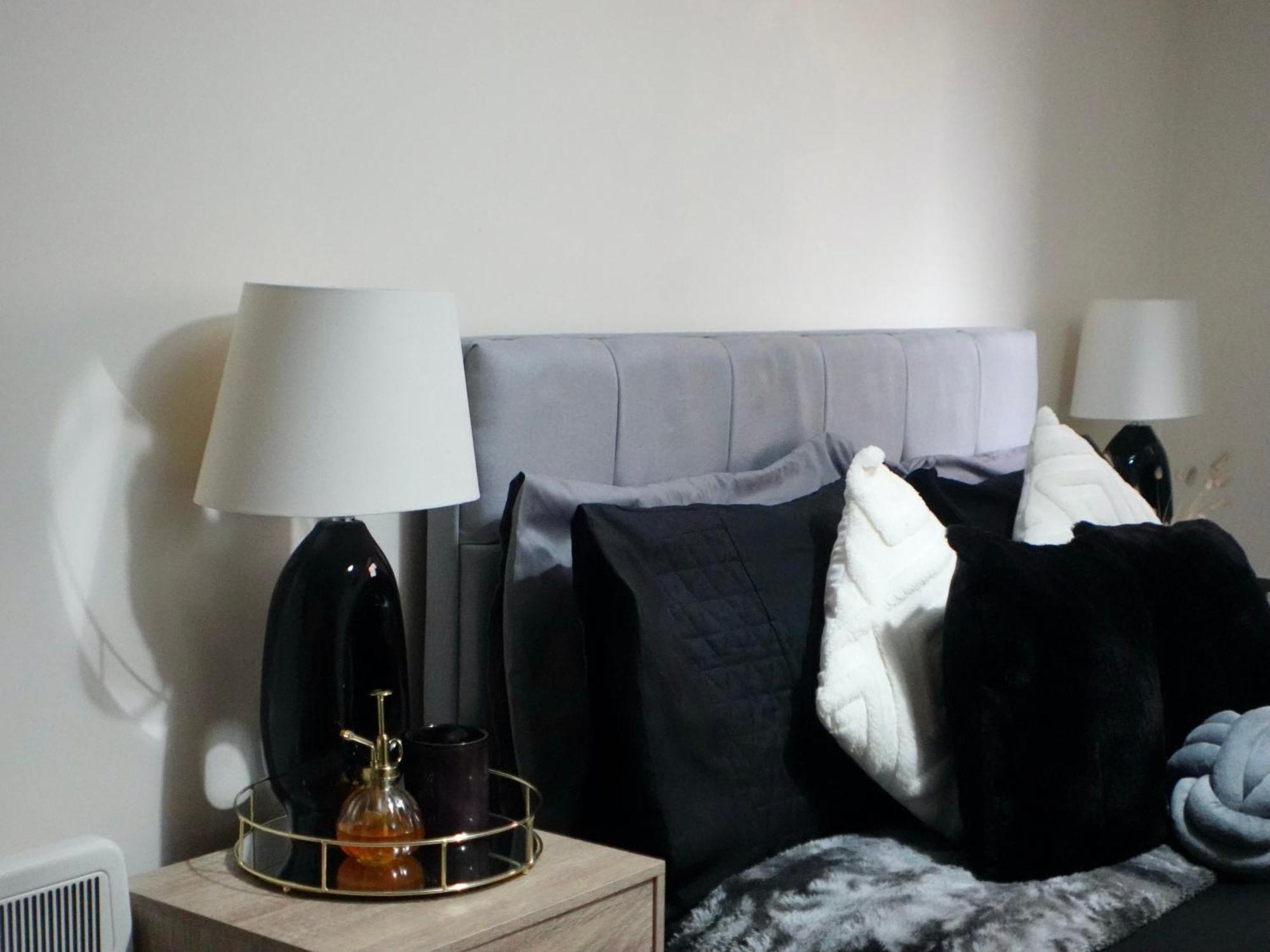 Modern Spacious Apartment In Digbeth With Balcony - Netflix, Youtube, Amazon Tv, Superfast Wifi - Just 10 Mins To Birmingham Centre, Bullring, Train, Coach Station And Birmingham Fc Eksteriør billede